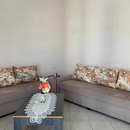 Ylli Cunaj Apartments Sarande Exterior photo