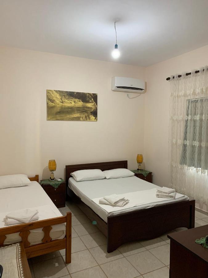Ylli Cunaj Apartments Sarande Exterior photo