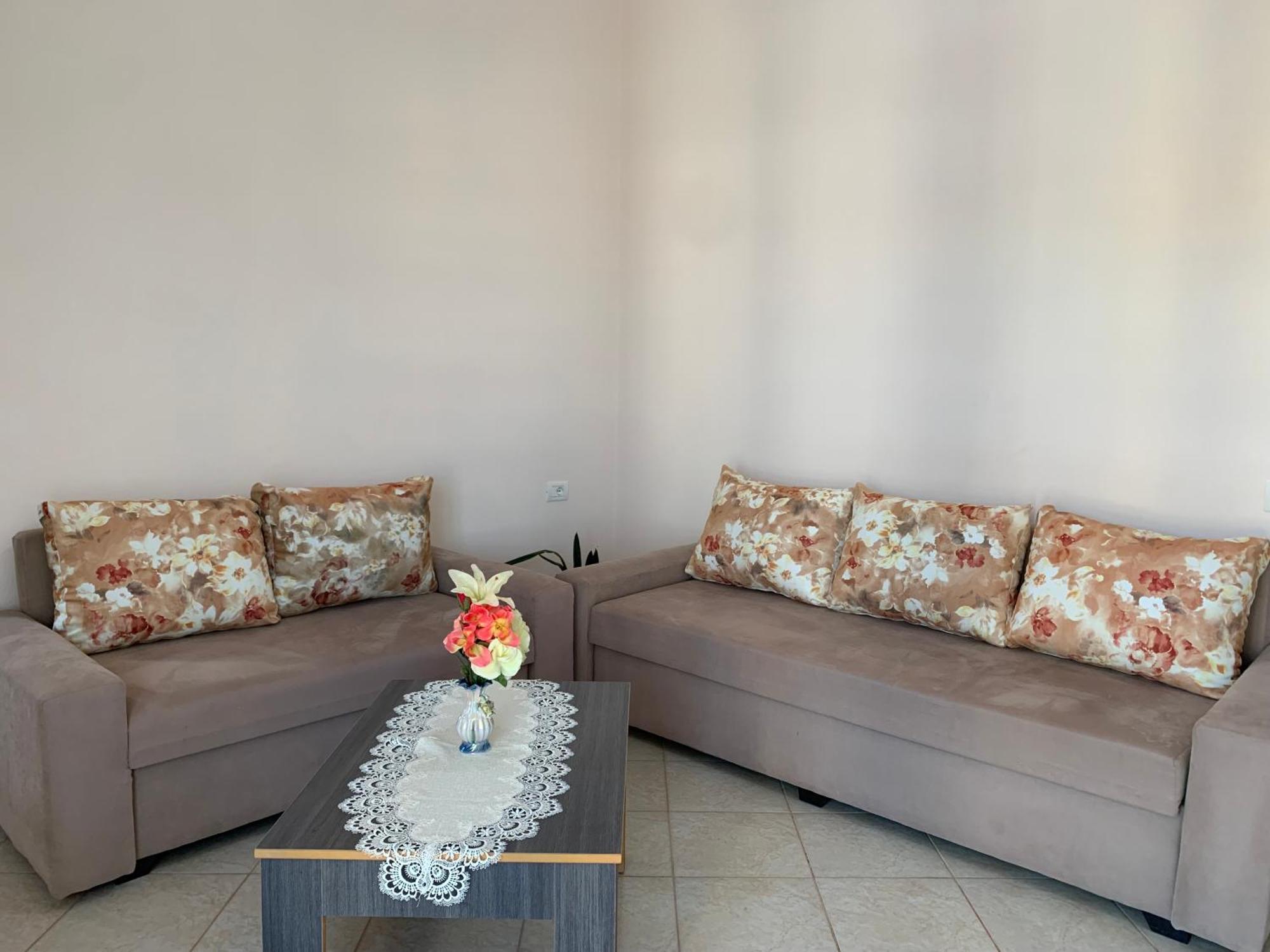 Ylli Cunaj Apartments Sarande Exterior photo